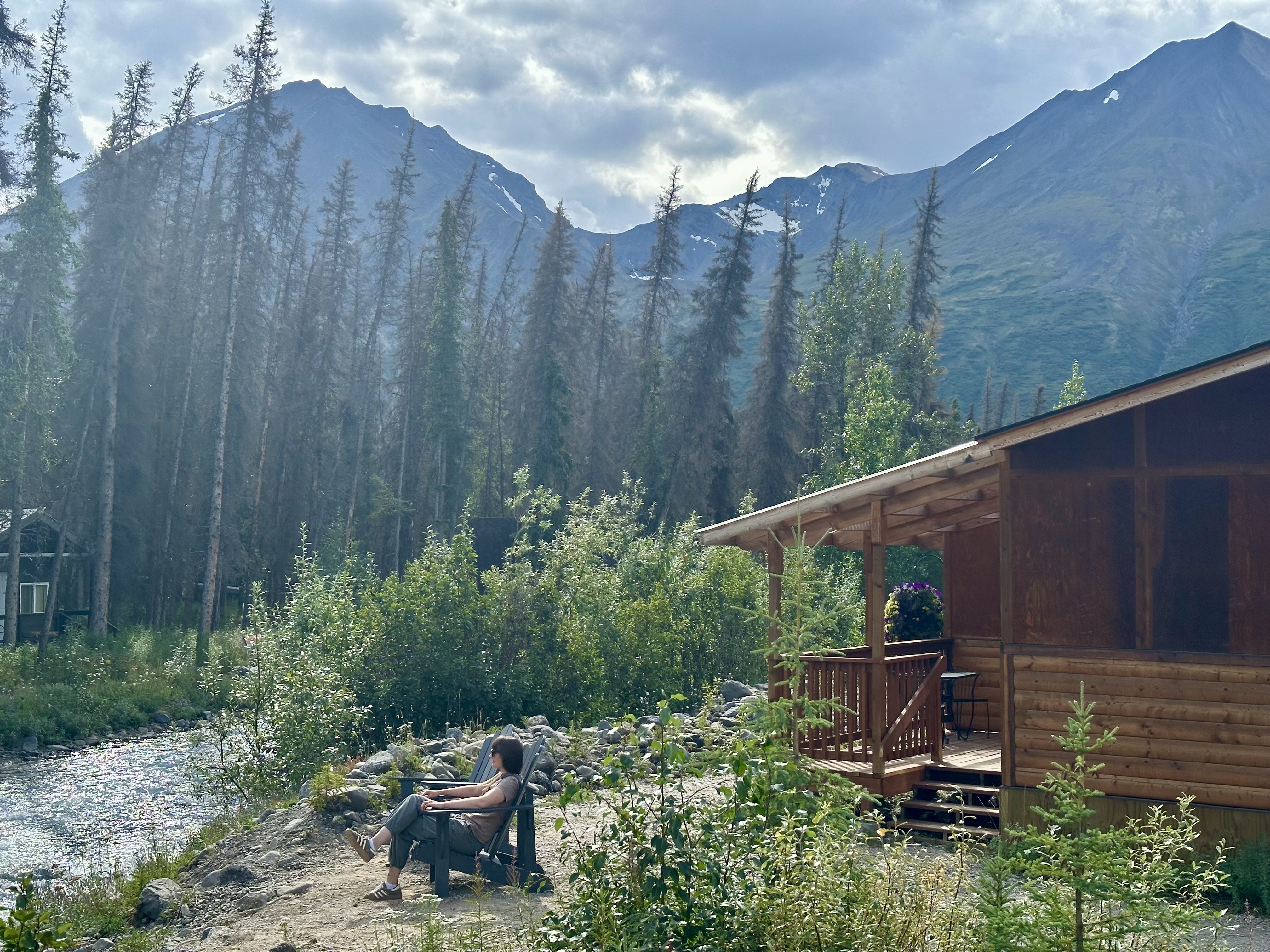 domek nad rzeką w Denali